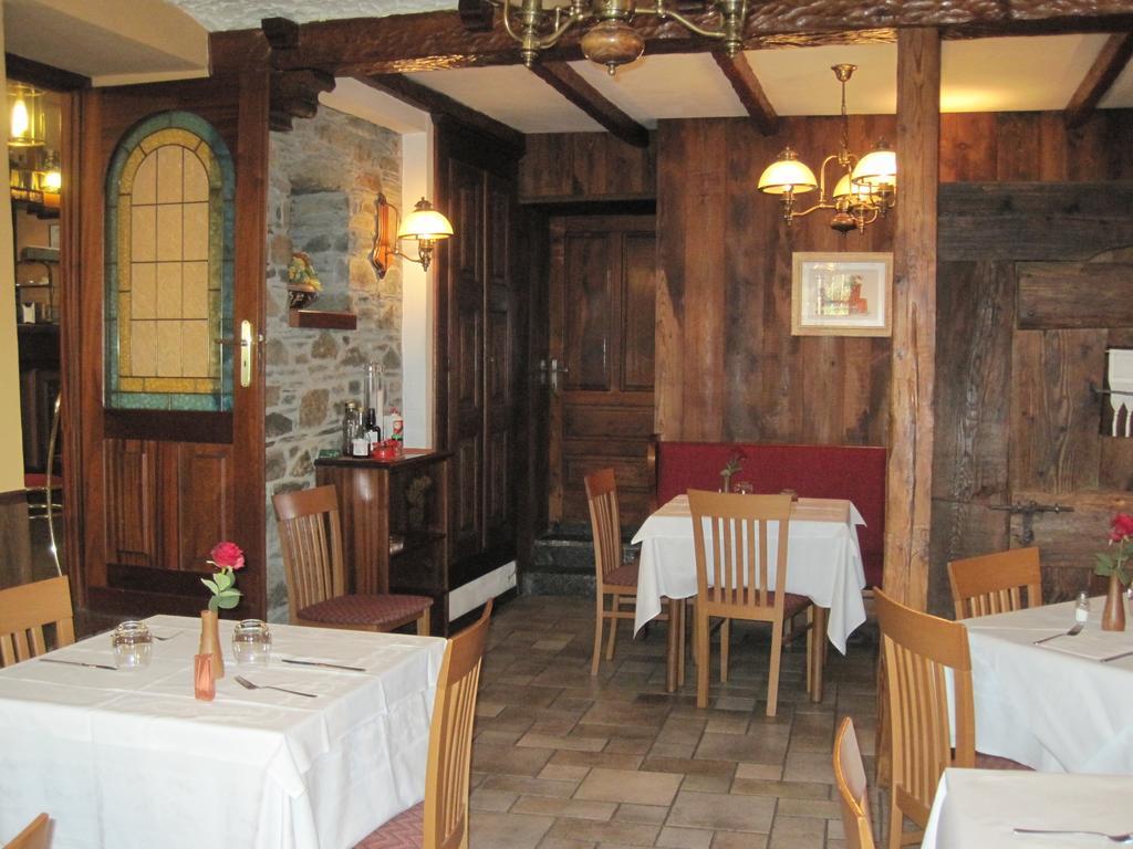 Hotel Florian Nus Buitenkant foto